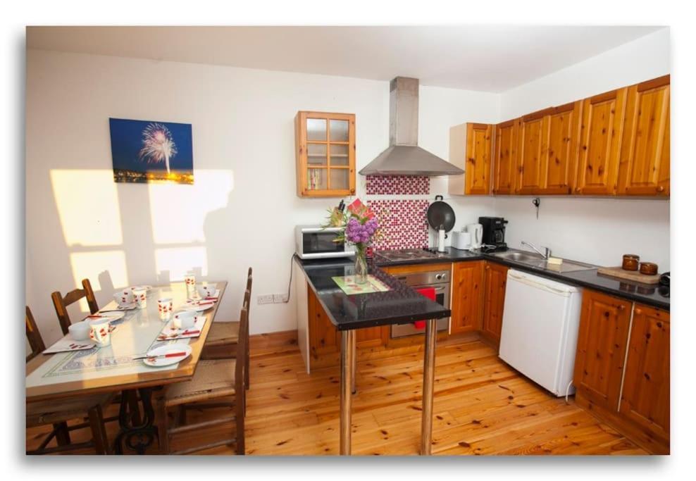 קילאלו Cosy Self Contained Cottage With Stunning Views מראה חיצוני תמונה
